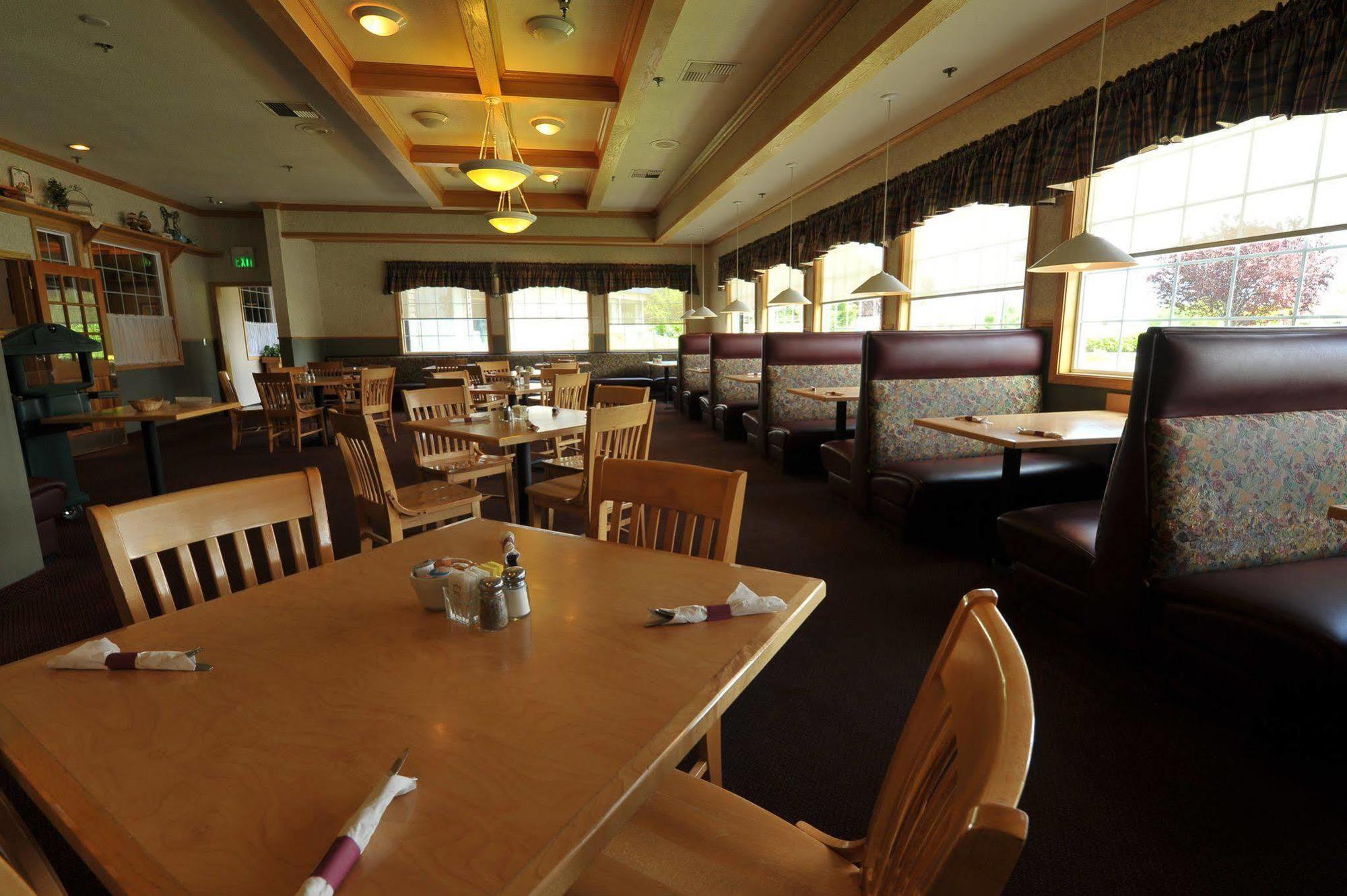 Shilo Inn Suites Hotel - Nampa Suites Restaurant photo